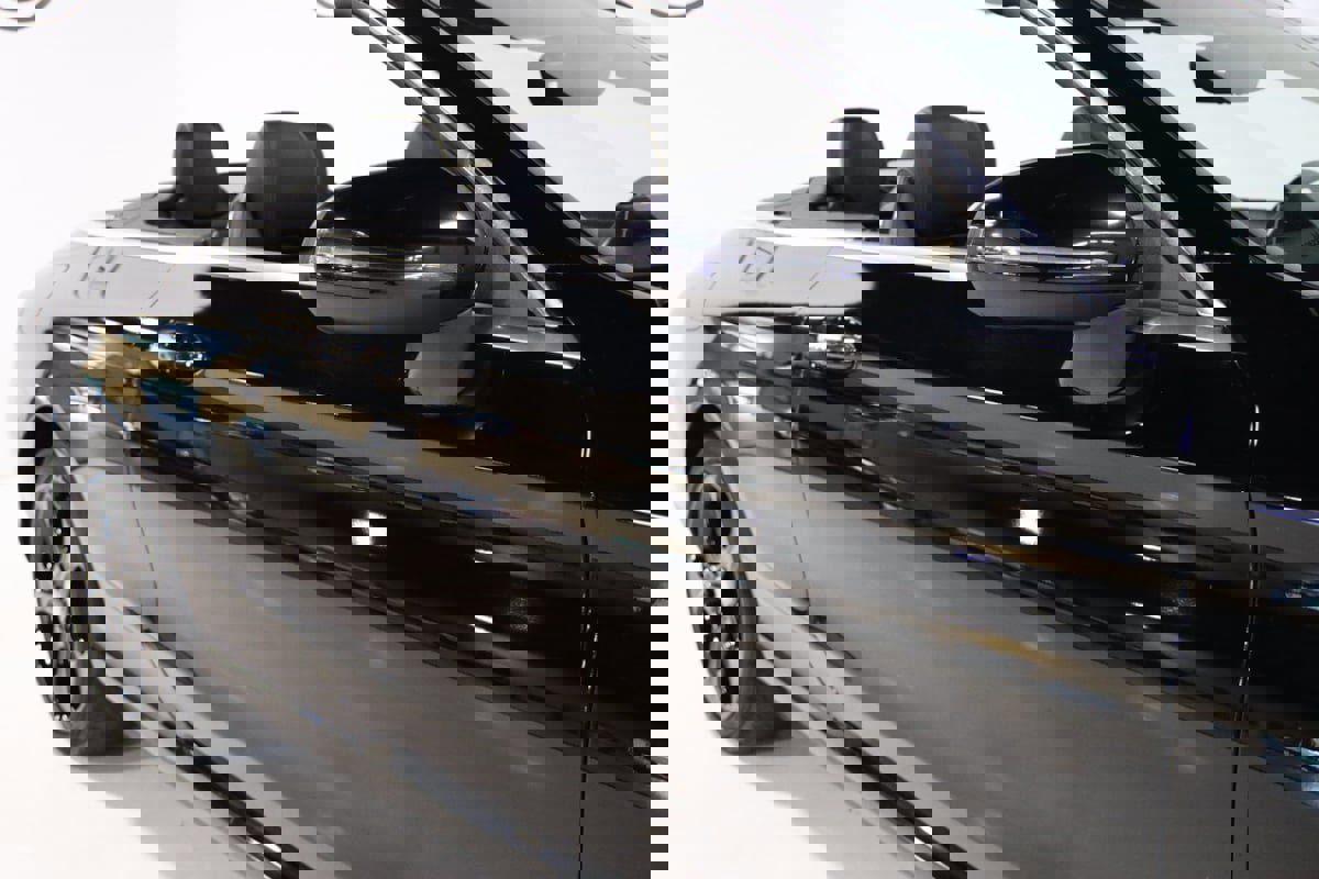 Used 2017 Mercedes-Benz C 300 4MATIC Cabriolet image 12