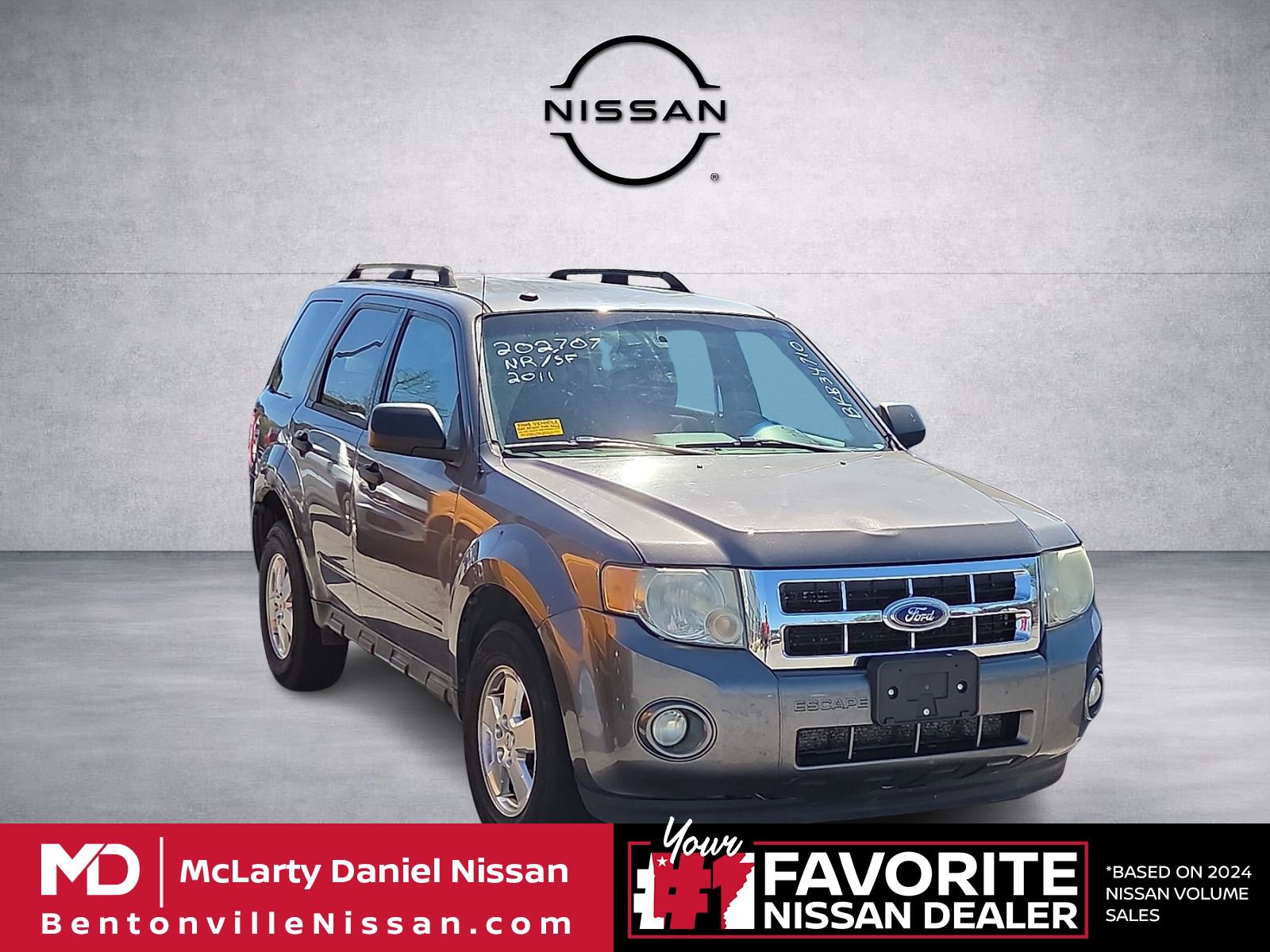 Used 2011 Ford Escape XLT image 1