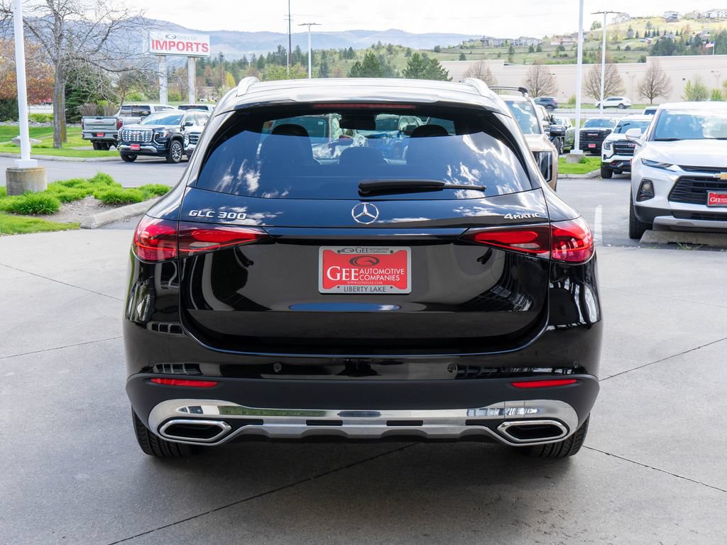 Used 2023 Mercedes-Benz GLC 300 4MATIC image 6