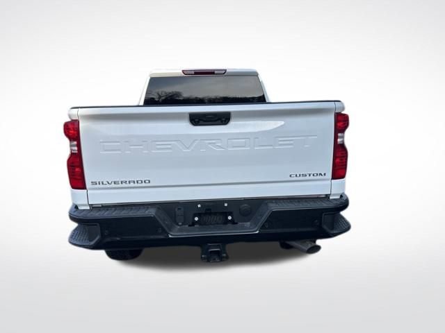Used 2025 Chevrolet Silverado 2500 Custom w/ Custom Value Package image 5