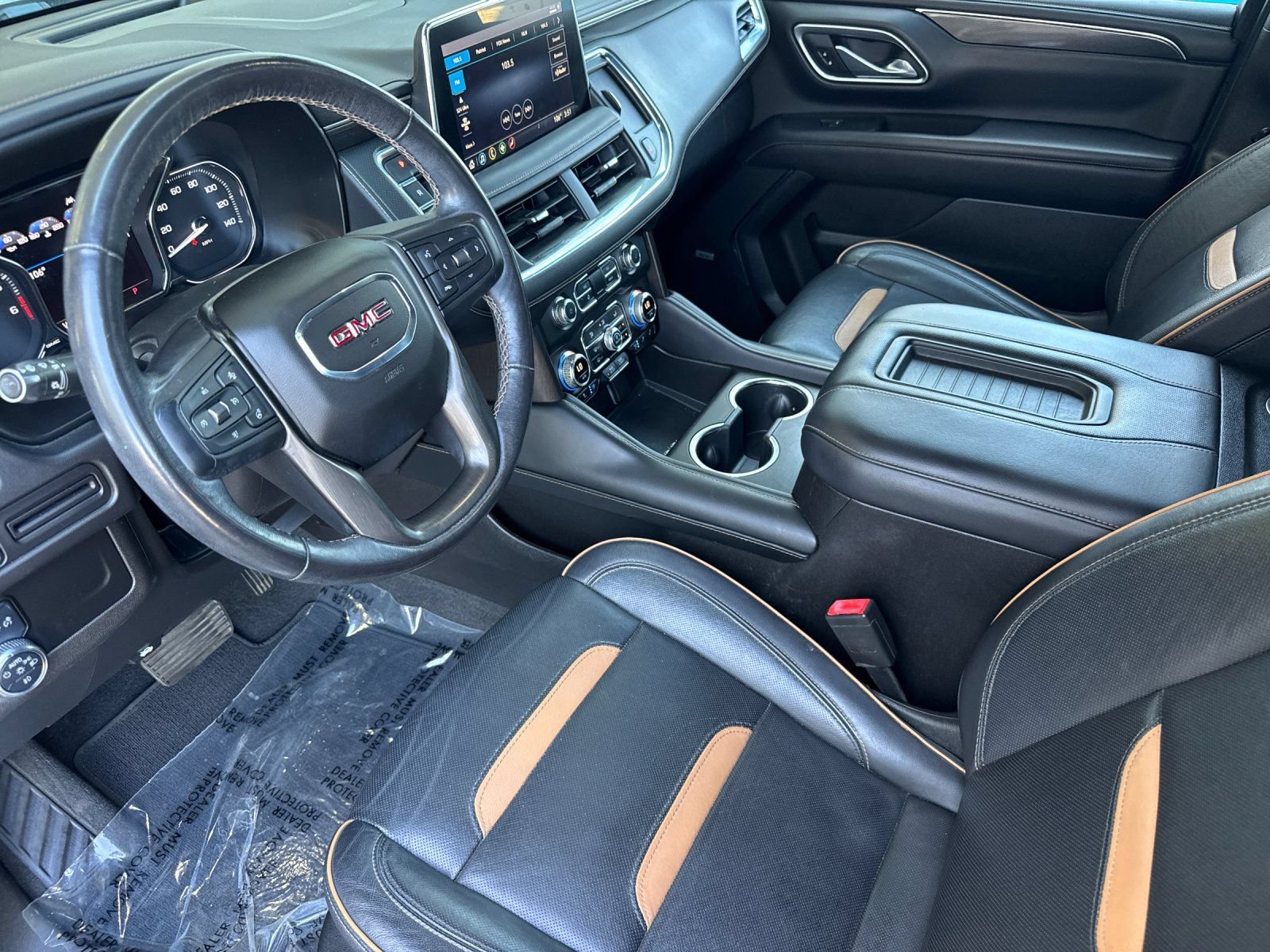Used 2021 GMC Yukon AT4 AWD/4WD image 10