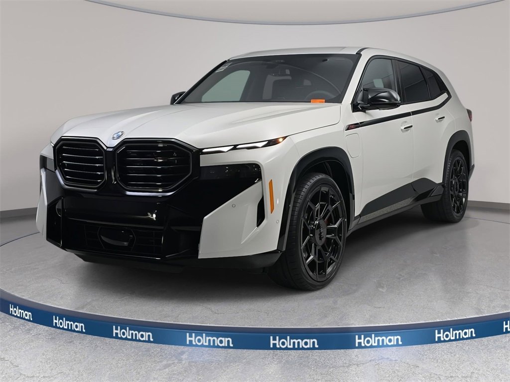 New 2026 BMW XM Label Red video 1