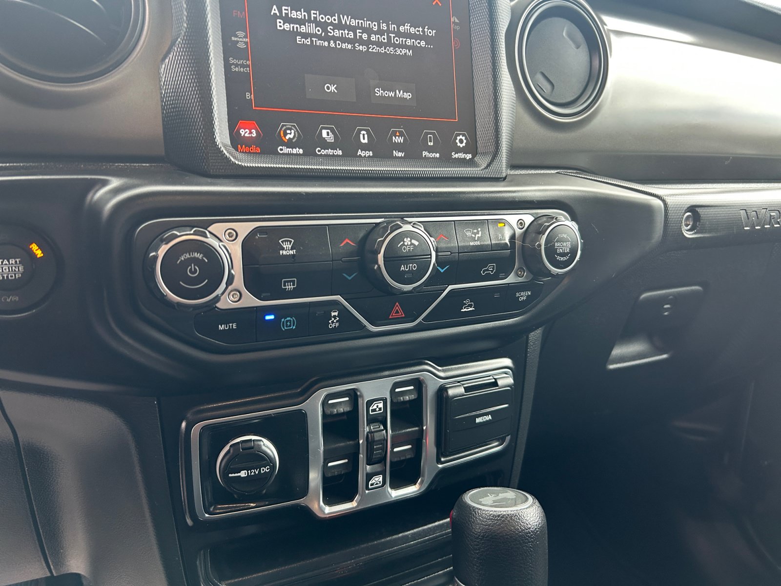 Used 2023 Jeep Wrangler Unlimited w/ 8.4" Radio Group AWD/4WD image 12