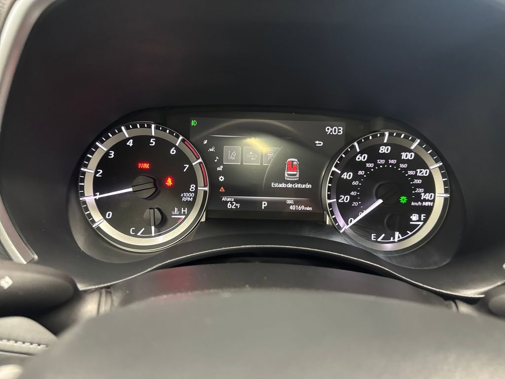 Used 2023 Toyota Highlander XLE AWD/4WD image 23