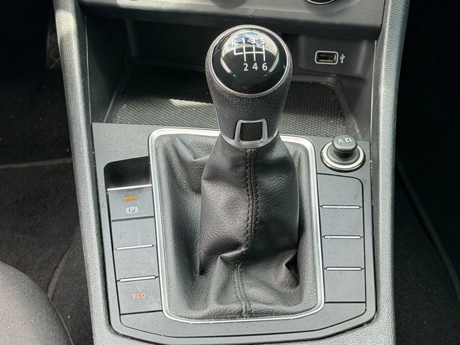 Used 2019 Volkswagen Jetta S image 23