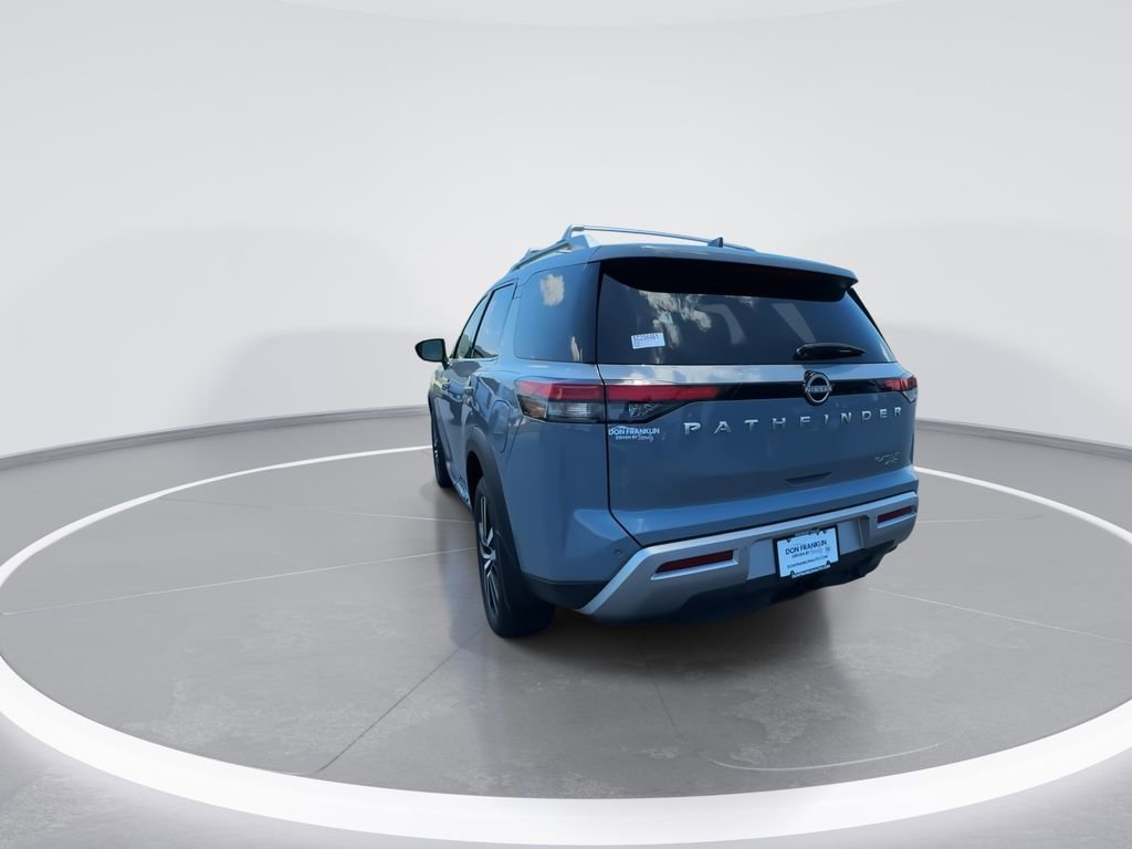 Used 2025 Nissan Pathfinder Platinum AWD/4WD image 6