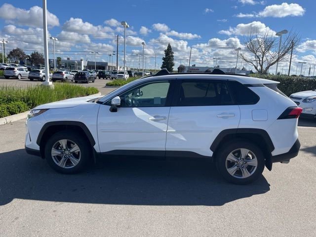 Used 2023 Toyota RAV4 XLE w/ Convenience Package image 8