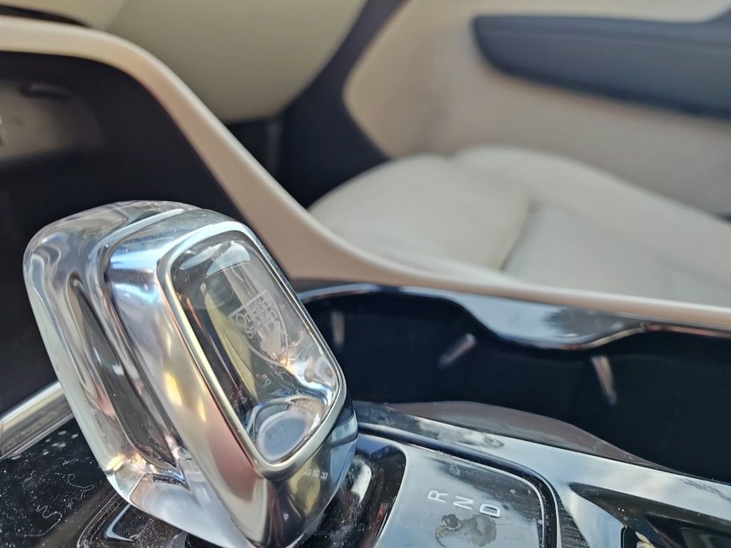 Used 2019 Volvo XC40 T5 Inscription AWD/4WD image 10
