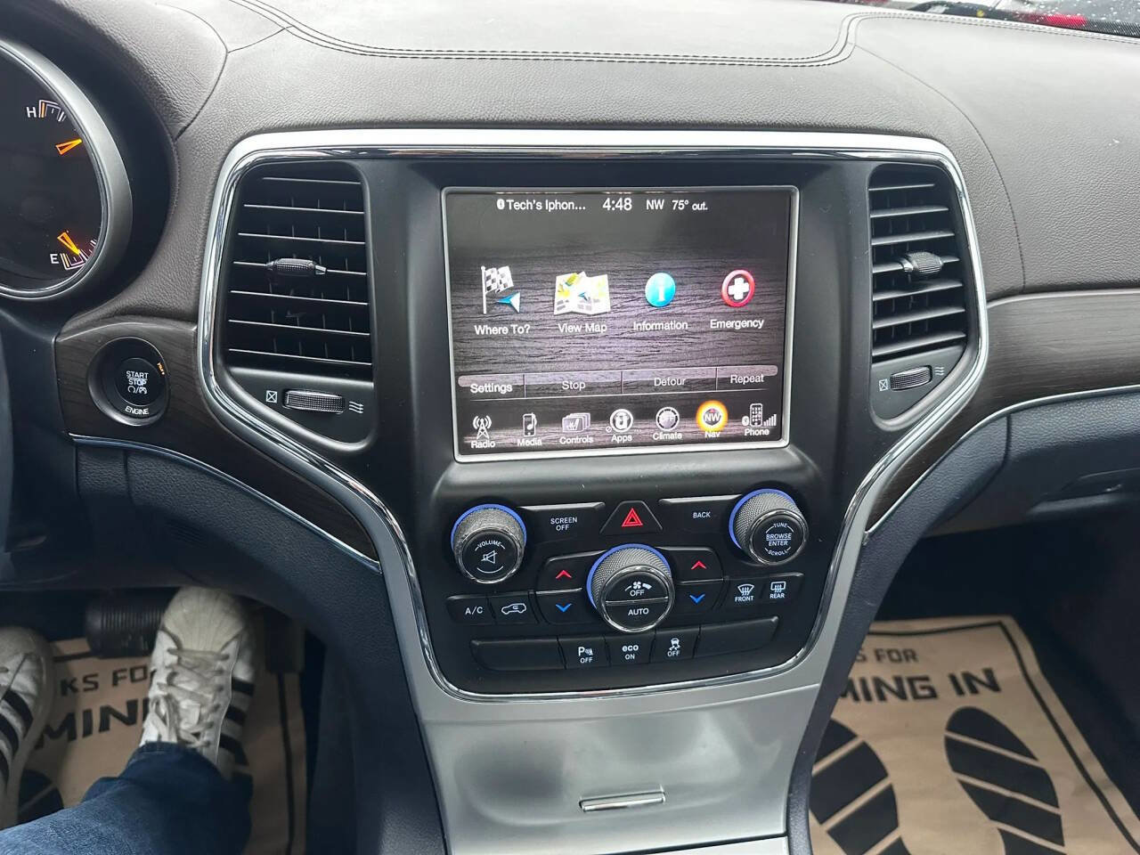 Used 2015 Jeep Grand Cherokee Overland image 17