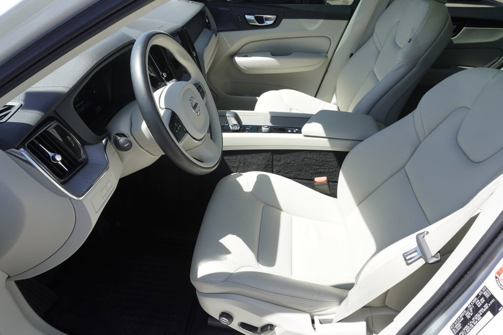 Used 2023 Volvo XC60 T8 Plus w/ Climate Package AWD/4WD image 19