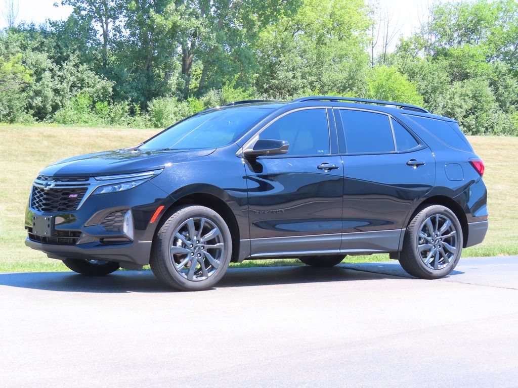 Certified 2023 Chevrolet Equinox RS w/ LPO, Floor Liner Package AWD/4WD image 8