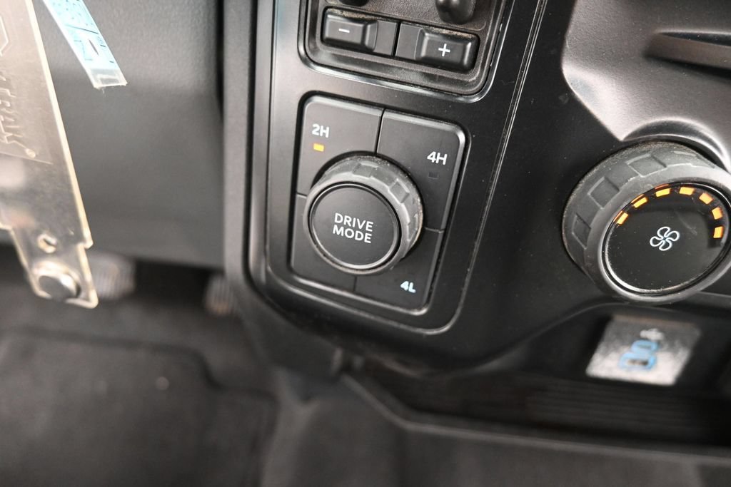 Used 2025 Ford F350 XLT AWD/4WD image 17