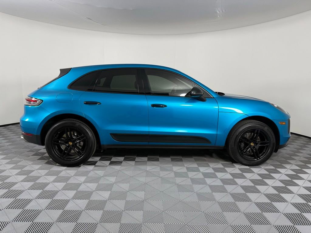 Certified 2019 Porsche Macan AWD/4WD image 10