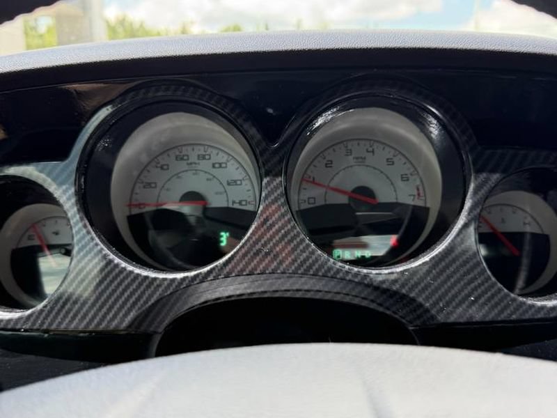 Used 2014 Dodge Challenger SXT RWD image 16