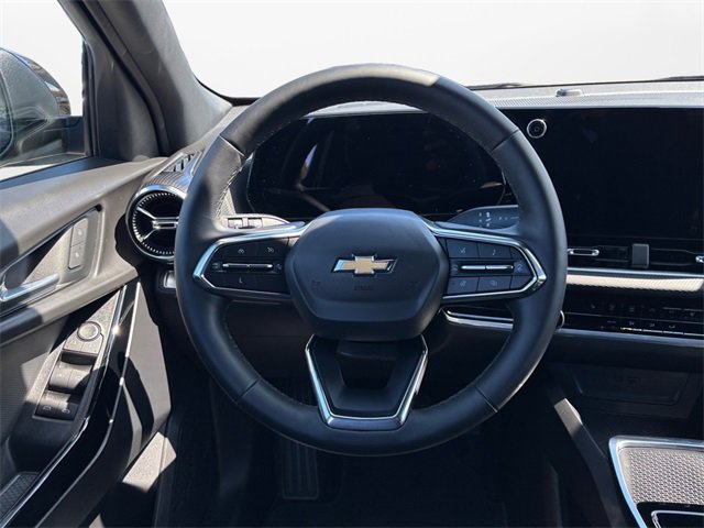 Used 2025 Chevrolet Equinox LT image 12