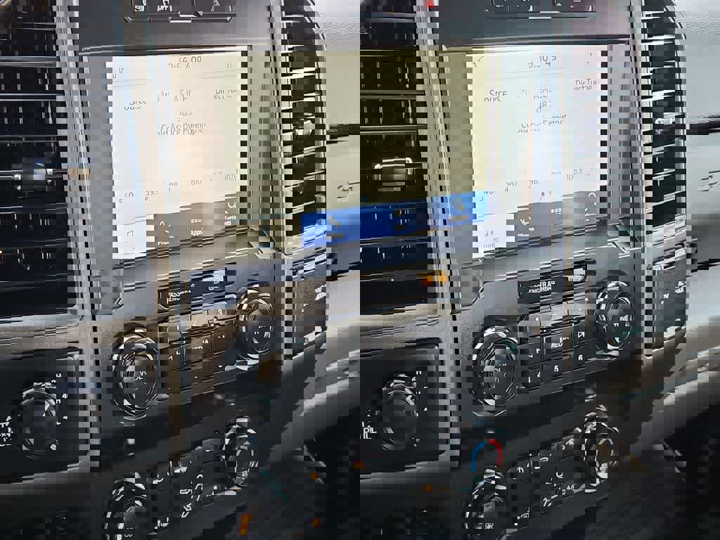 Used 2020 Ford F250 XL w/ STX Appearance Package image 28