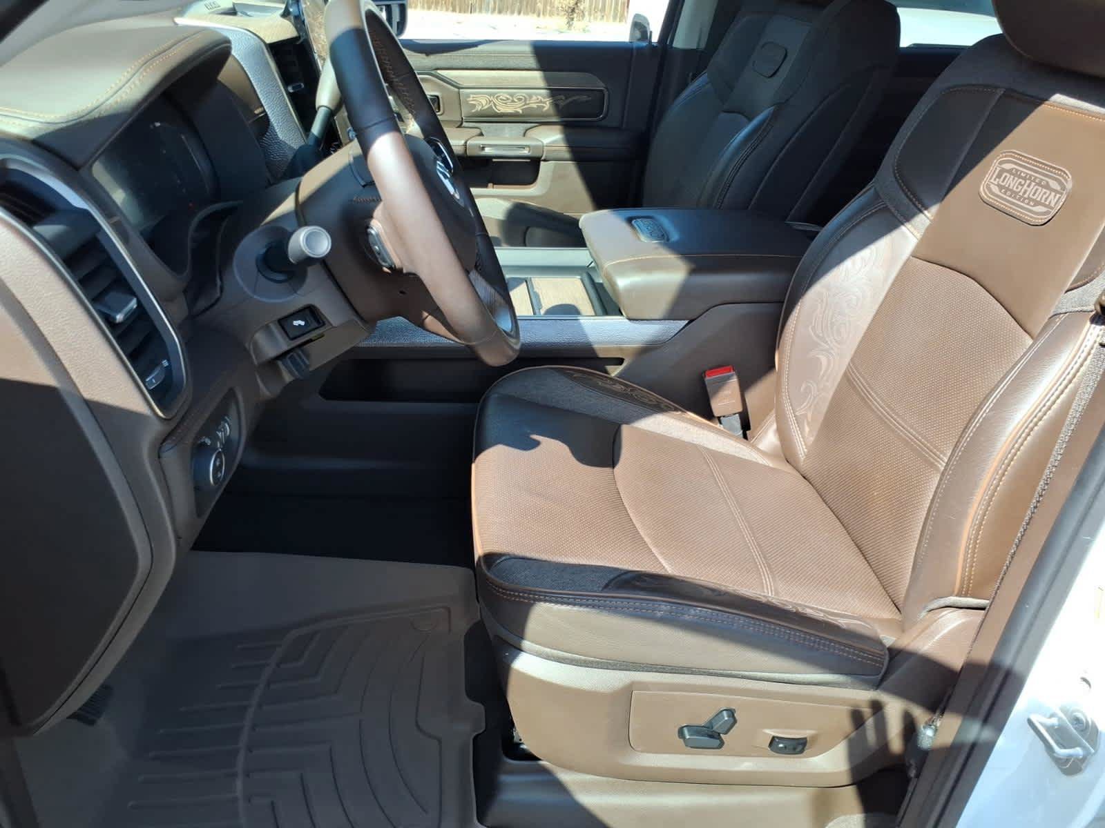 Used 2025 RAM 2500 Limited AWD/4WD image 23