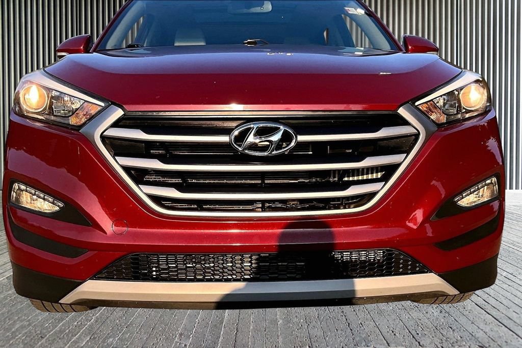 Used 2018 Hyundai Tucson Value AWD/4WD image 28