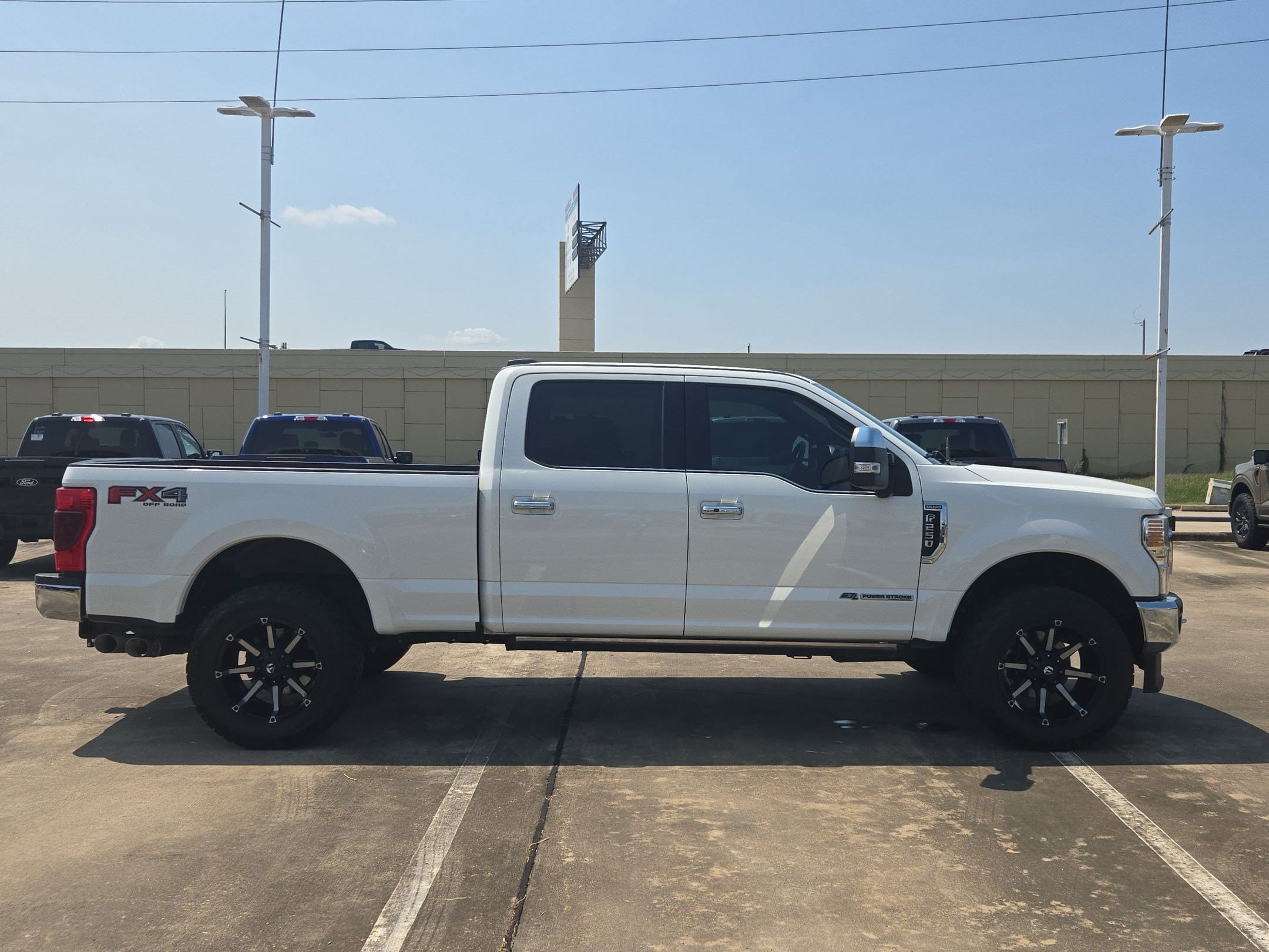 Used 2022 Ford F250 King Ranch w/ King Ranch Ultimate Package AWD/4WD image 2