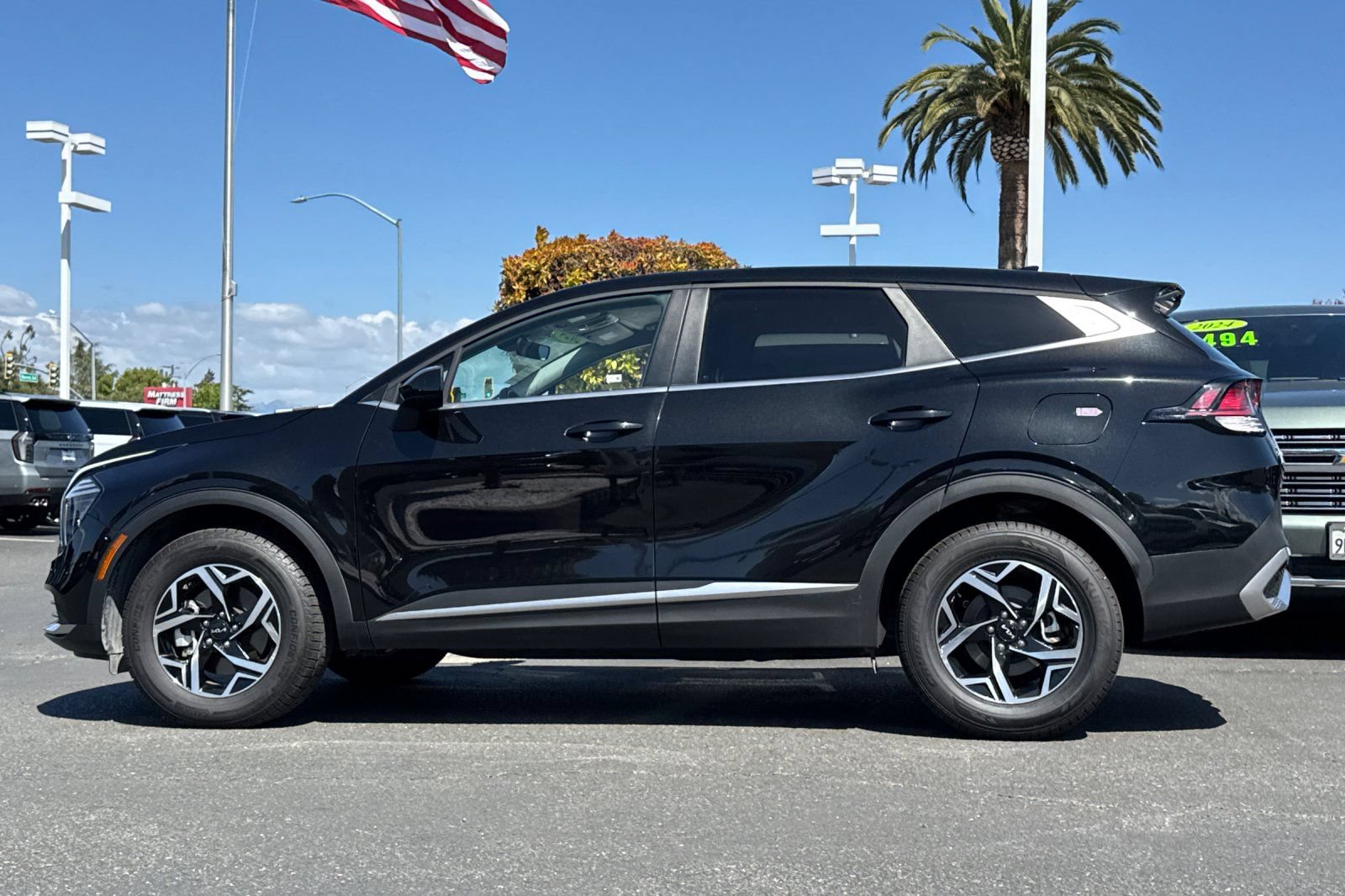Used 2024 Kia Sportage LX AWD/4WD image 8