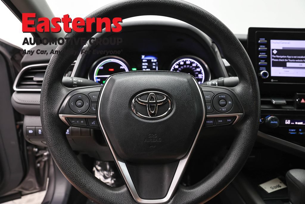 Used 2023 Toyota Camry LE FWD image 10