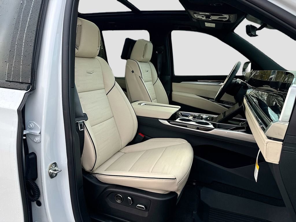 New 2026 Cadillac Escalade Sport w/ Touring Package AWD/4WD image 33