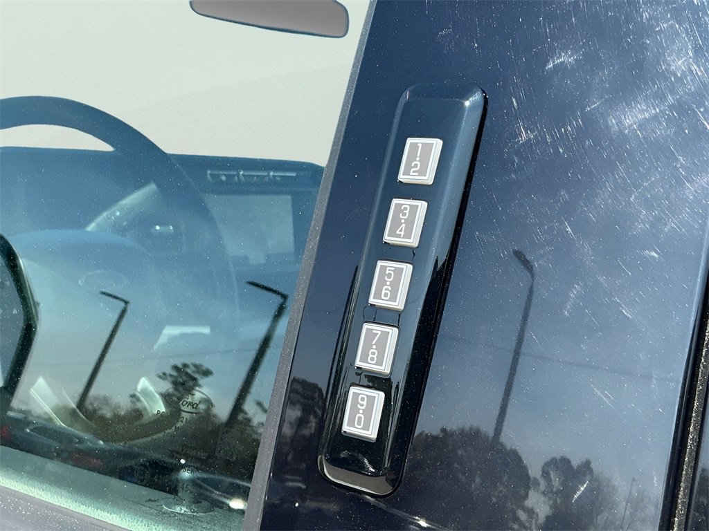 Certified 2024 Ford F250 XLT w/ FX4 Off-Road Package image 19