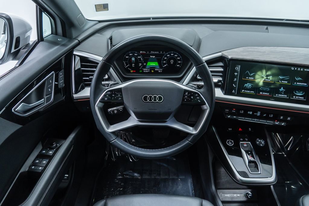 Used 2024 Audi Q4 e-tron Premium Plus w/ Premium Plus image 14