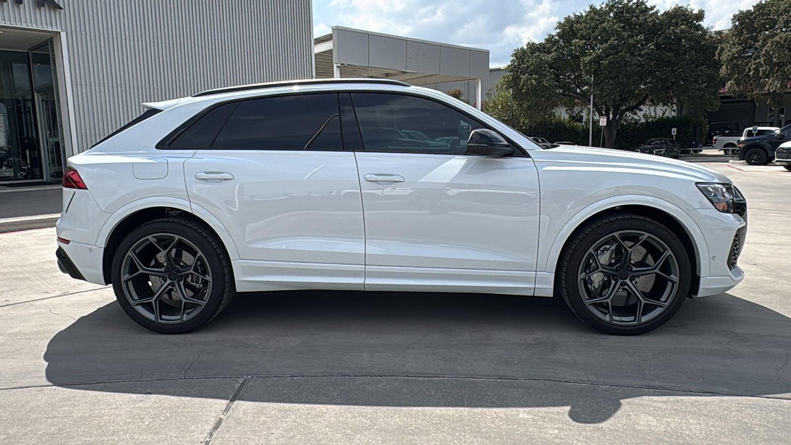 New 2026 Audi RS Q8 performance image 8