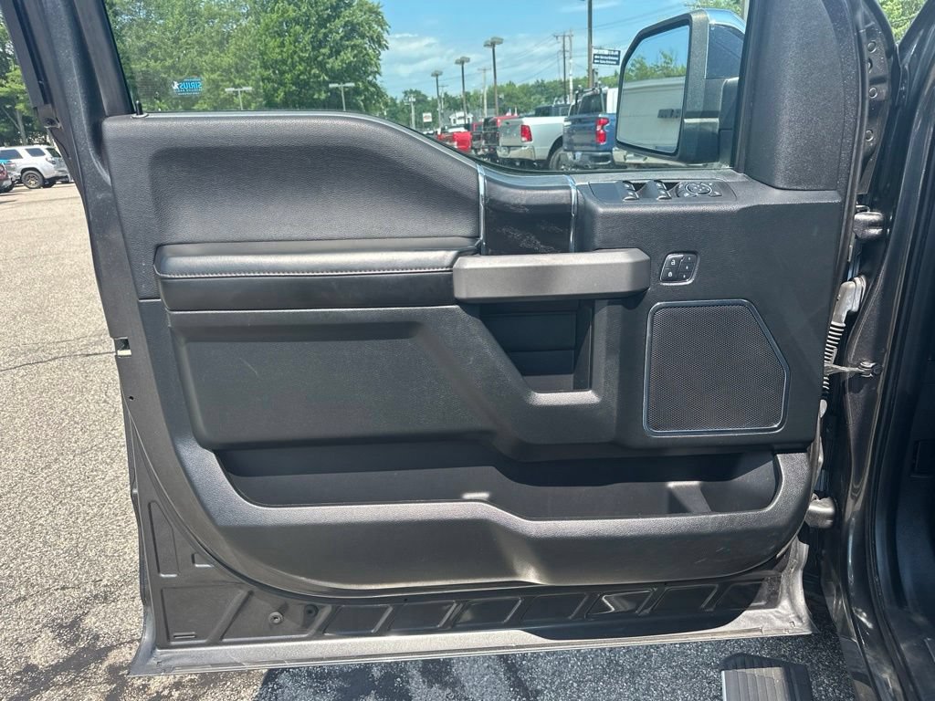 Used 2018 Ford F150 Platinum AWD/4WD image 14