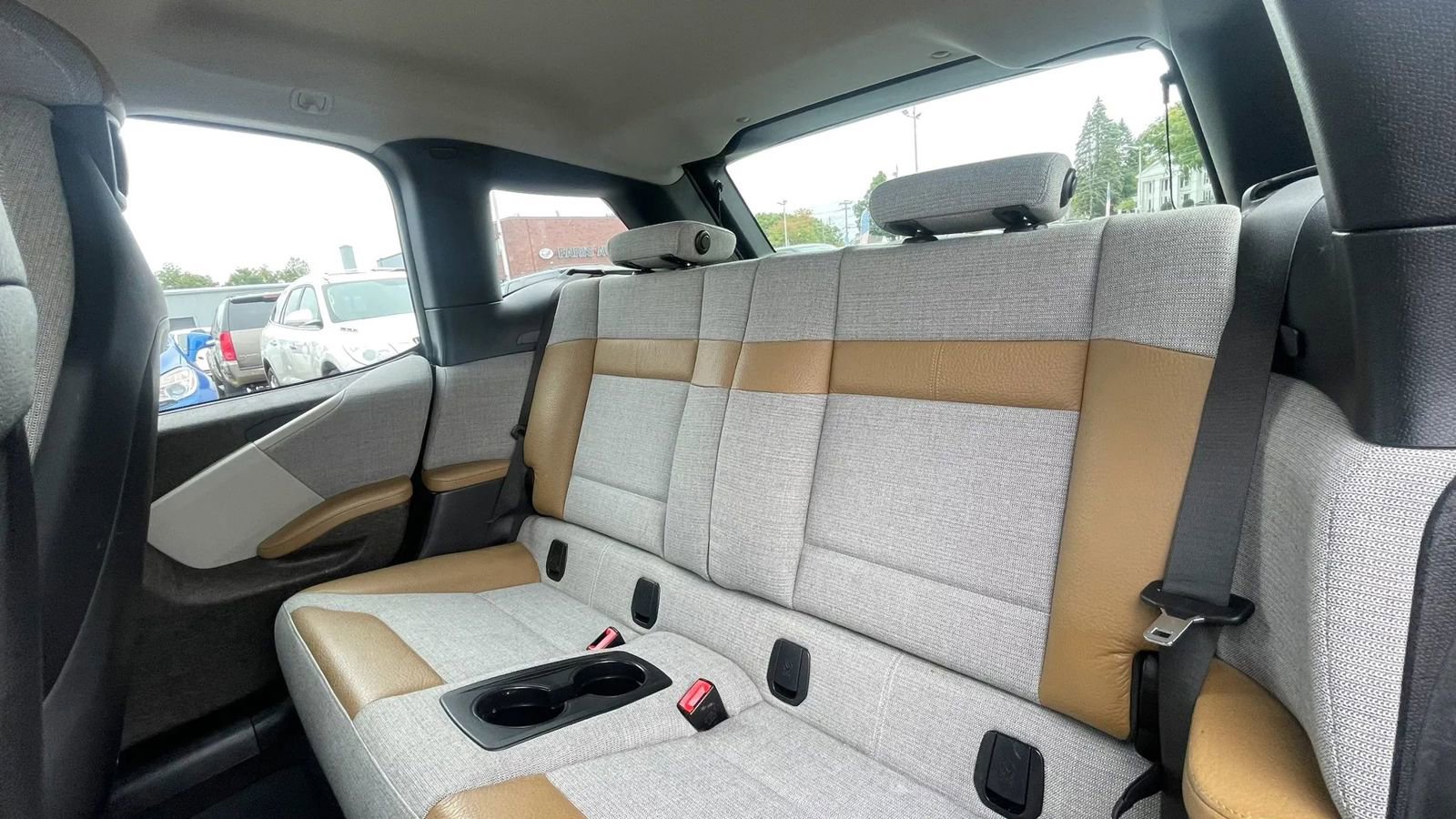 Used 2014 BMW i3 image 16