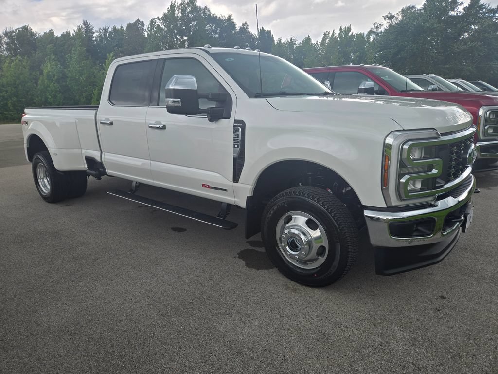 New 2026 Ford F350 Lariat w/ Lariat Ultimate Package AWD/4WD image 2