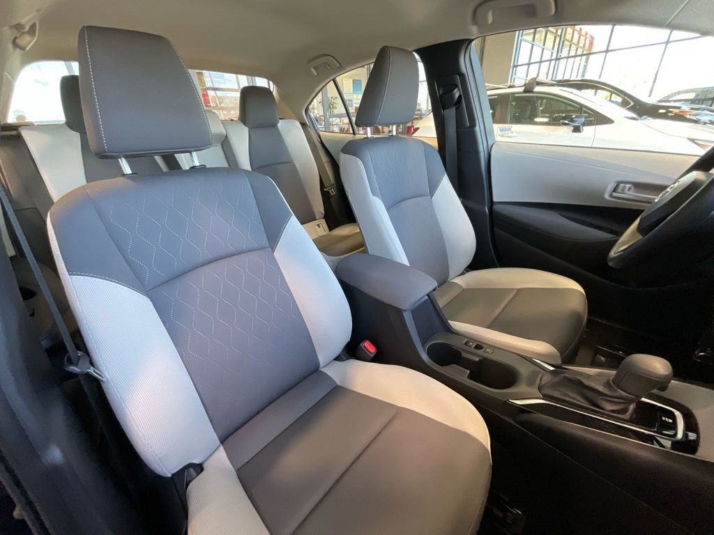 Certified 2025 Toyota Corolla LE image 18