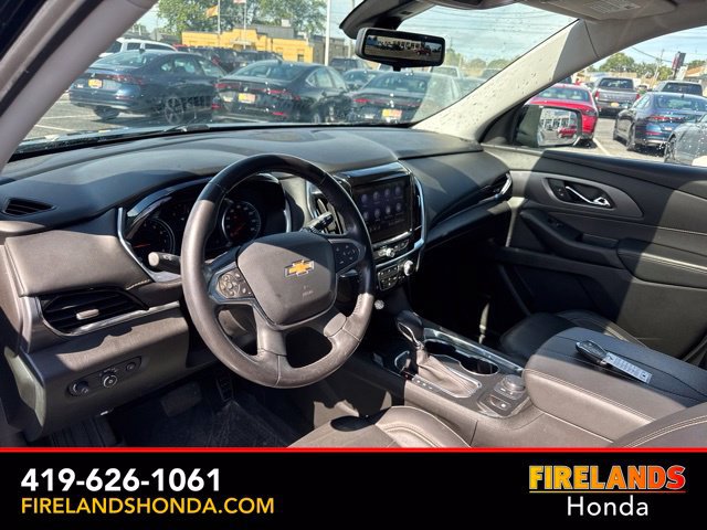 Used 2021 Chevrolet Traverse Premier w/ Redline Edition FWD image 19