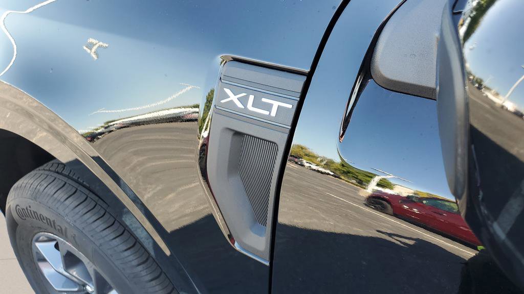 New 2025 Ford Maverick XLT w/ XLT Luxury Package image 12