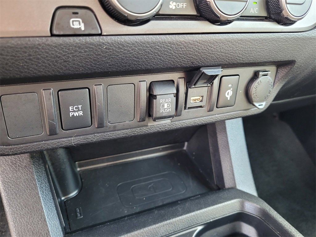 Used 2023 Toyota Tacoma TRD Off-Road image 16