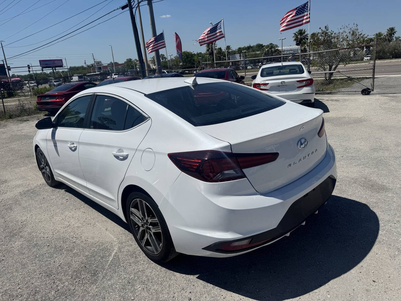 Used 2020 Hyundai Elantra SEL w/ Cargo Package (C1) FWD image 10