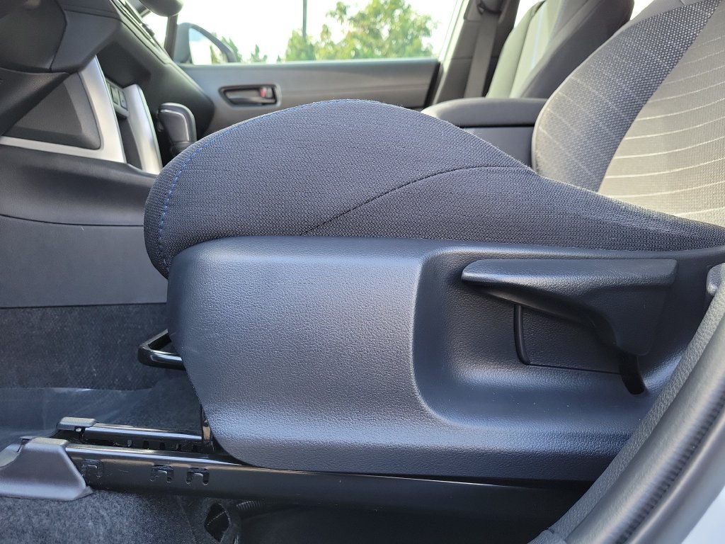 Used 2024 Toyota Corolla Cross AWD Hybrid image 24