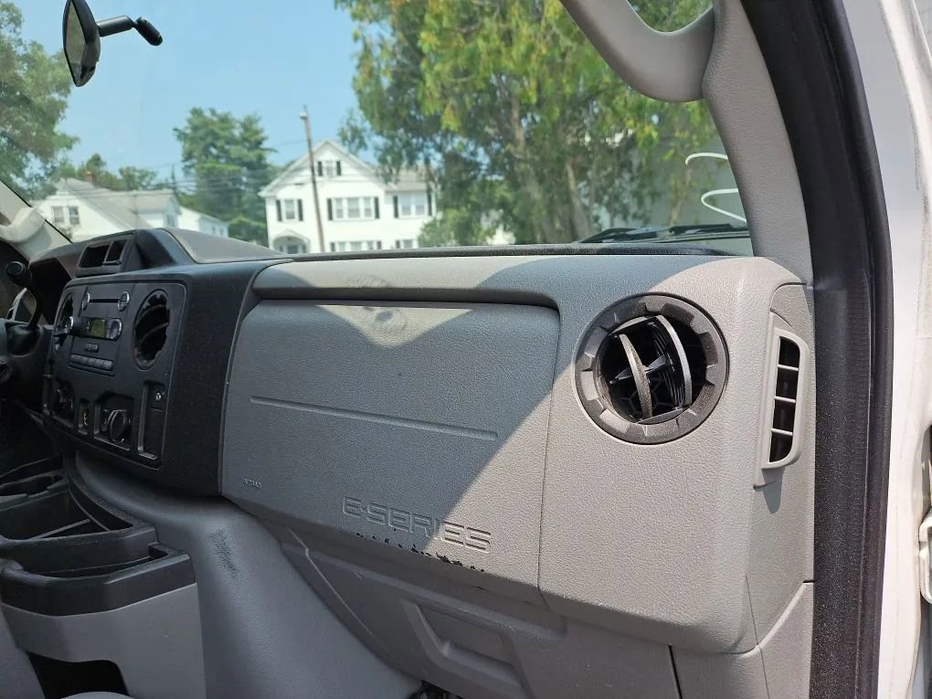 Used 2012 Ford E-150 and Econoline 150 w/ PWR Group image 7