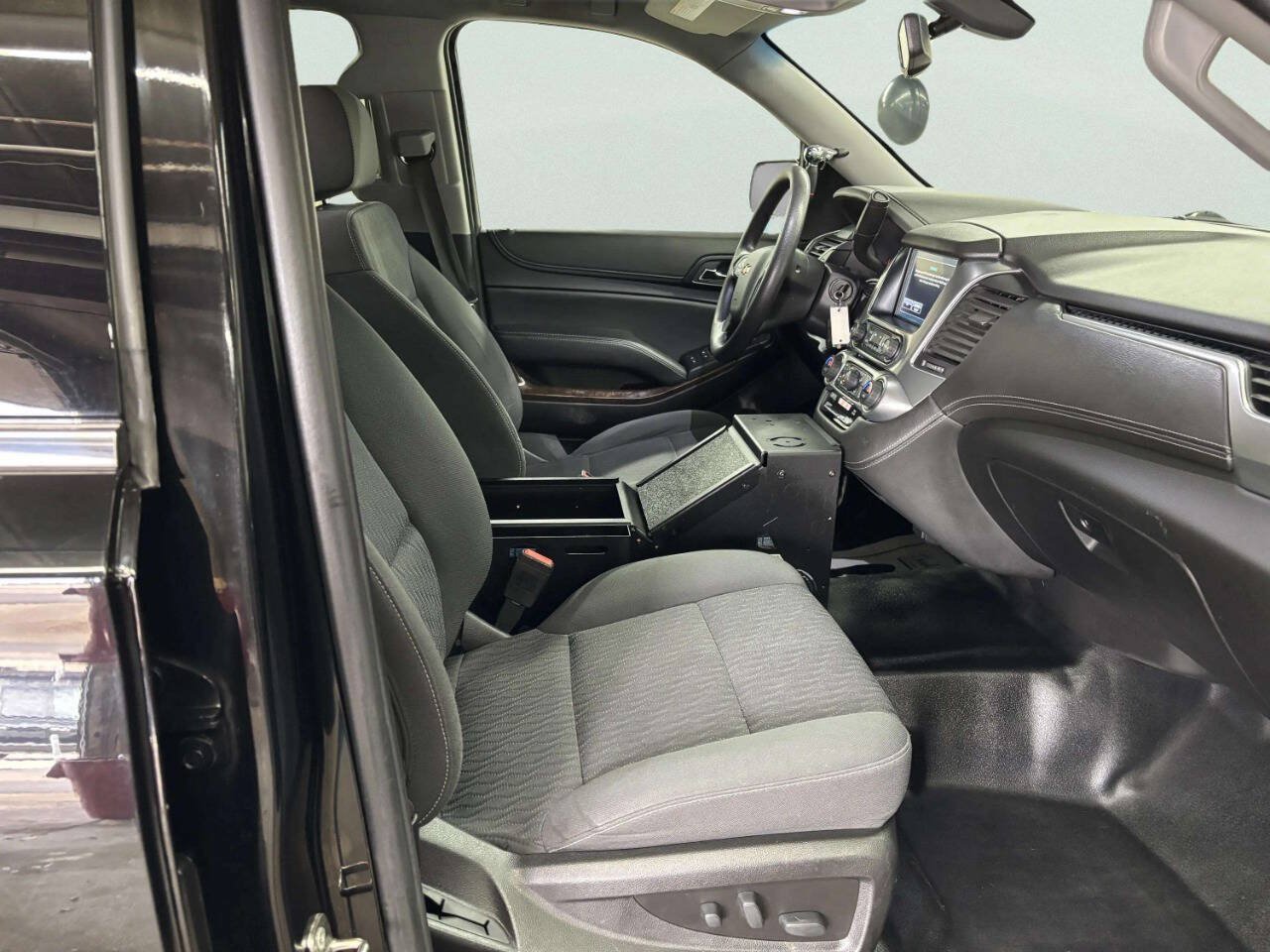 Used 2019 Chevrolet Tahoe 4WD image 21