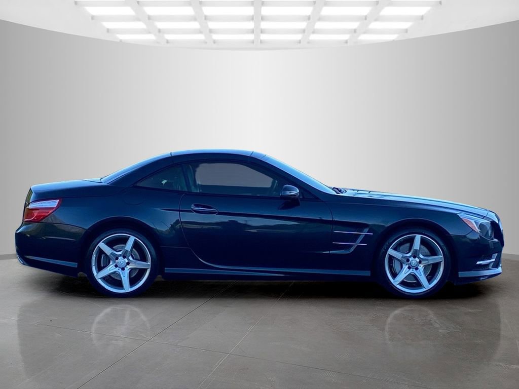 Used 2013 Mercedes-Benz SL 550 image 6