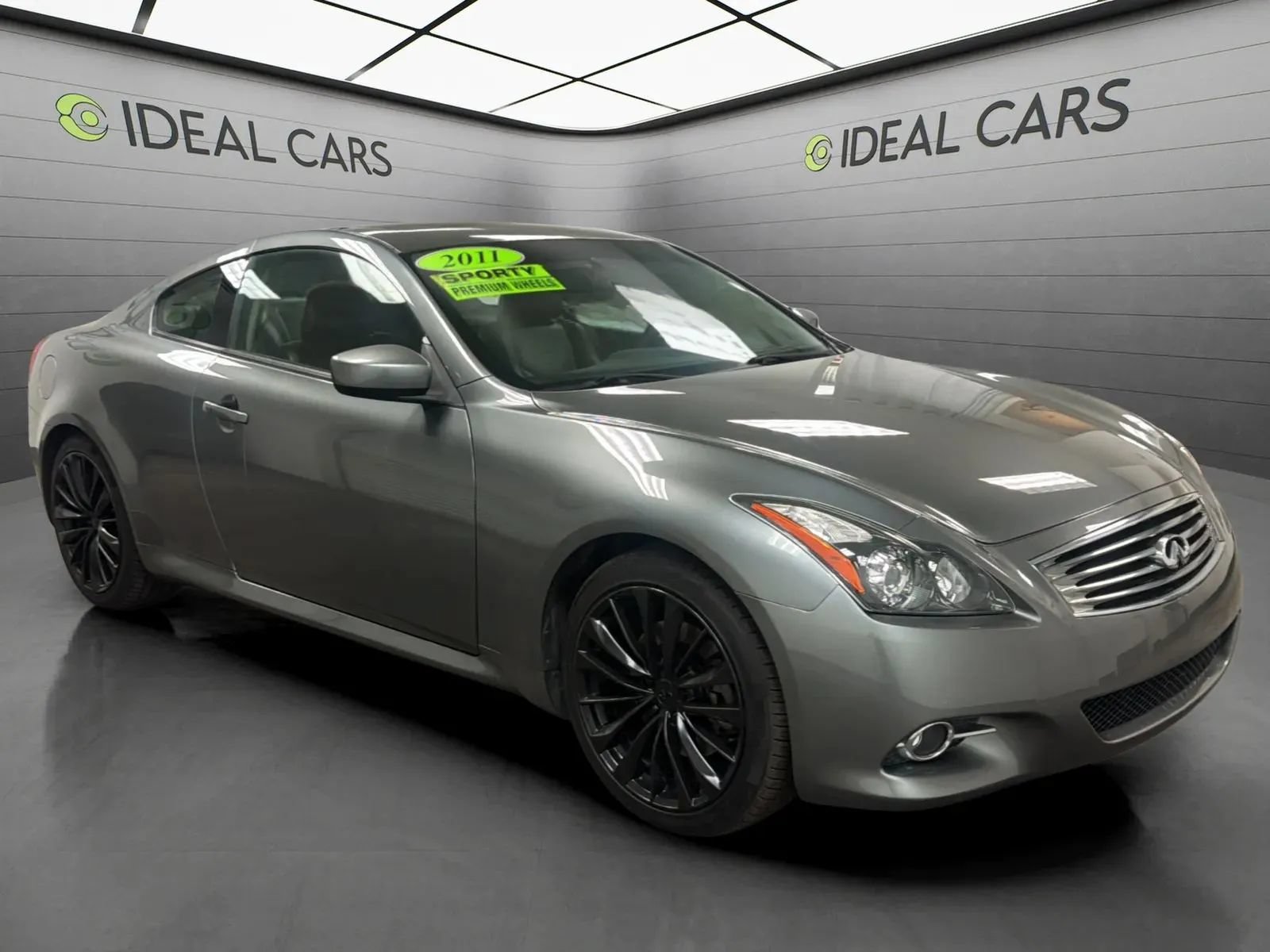 Used 2011 INFINITI G37 Journey w/ Premium Pkg RWD image 3