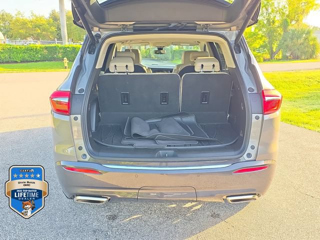 Certified 2018 Buick Enclave Premium w/ Experience Buick Package FWD image 5