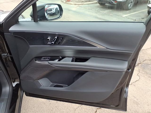 New 2026 Cadillac Lyriq Sport w/ LPO, Floor Liner Package AWD/4WD image 24
