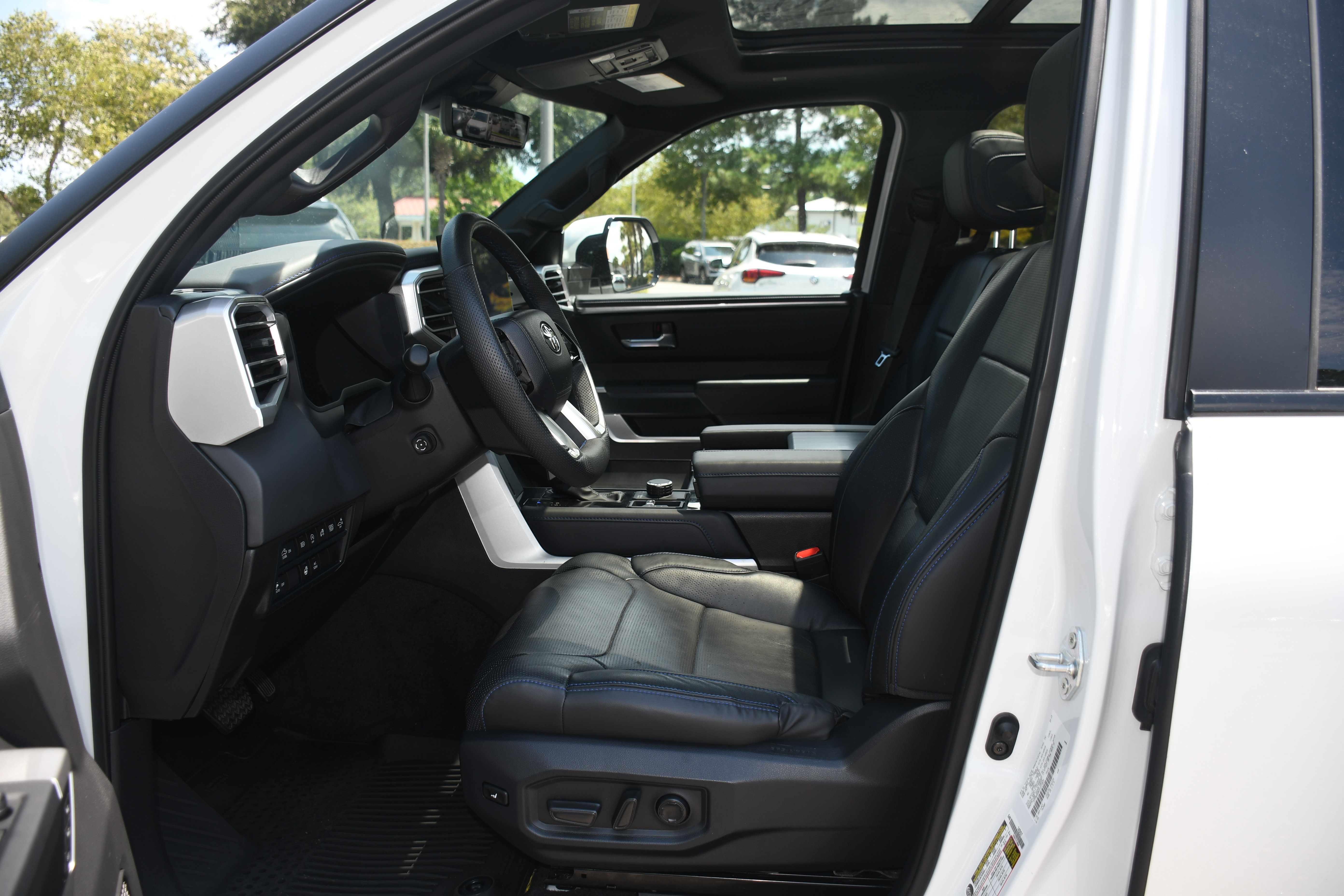 Certified 2025 Toyota Tundra Platinum AWD/4WD image 8