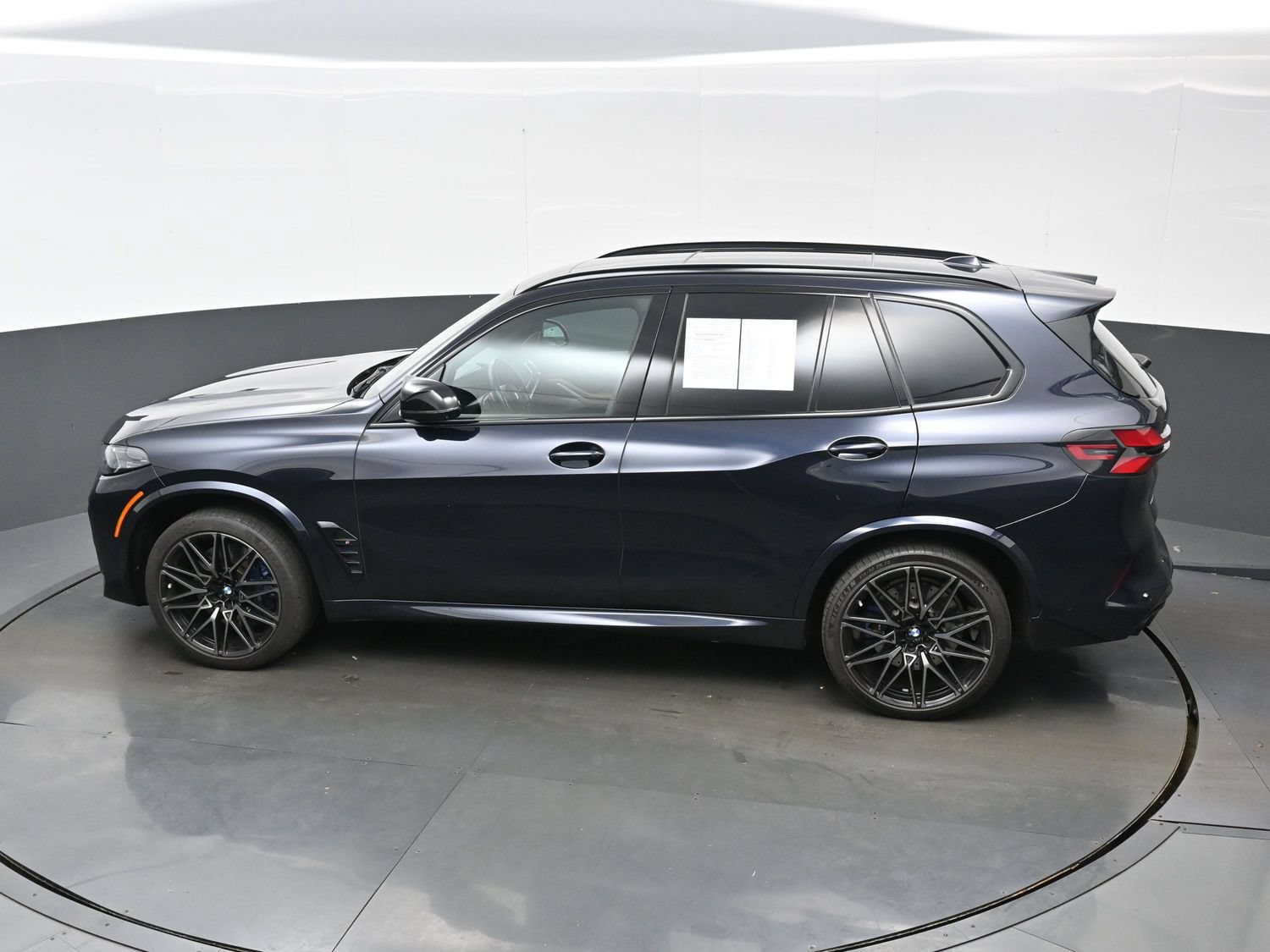 Used 2024 BMW X5 M Competition w/ Executive Package AWD/4WD image 35