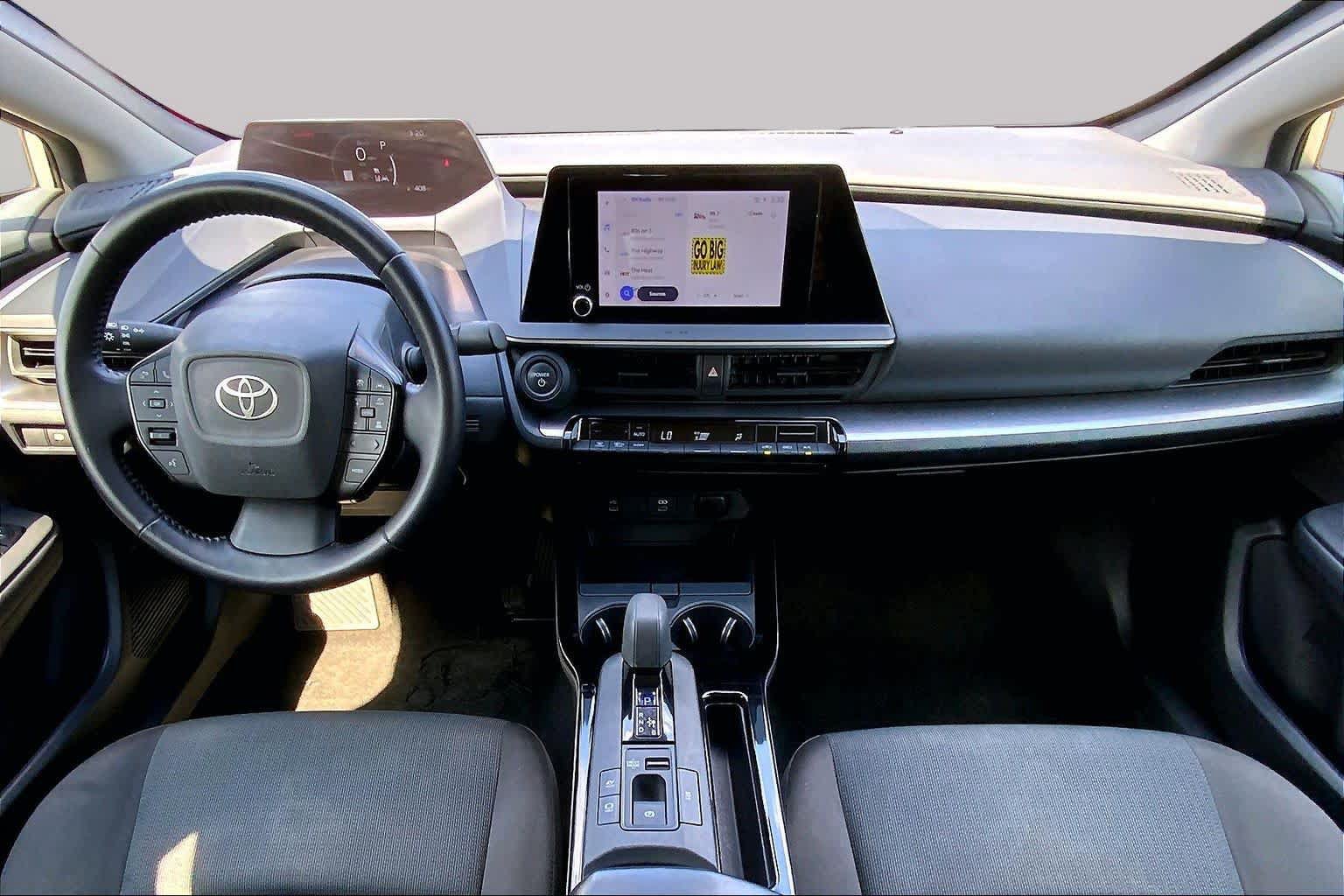 Used 2025 Toyota Prius LE FWD image 15