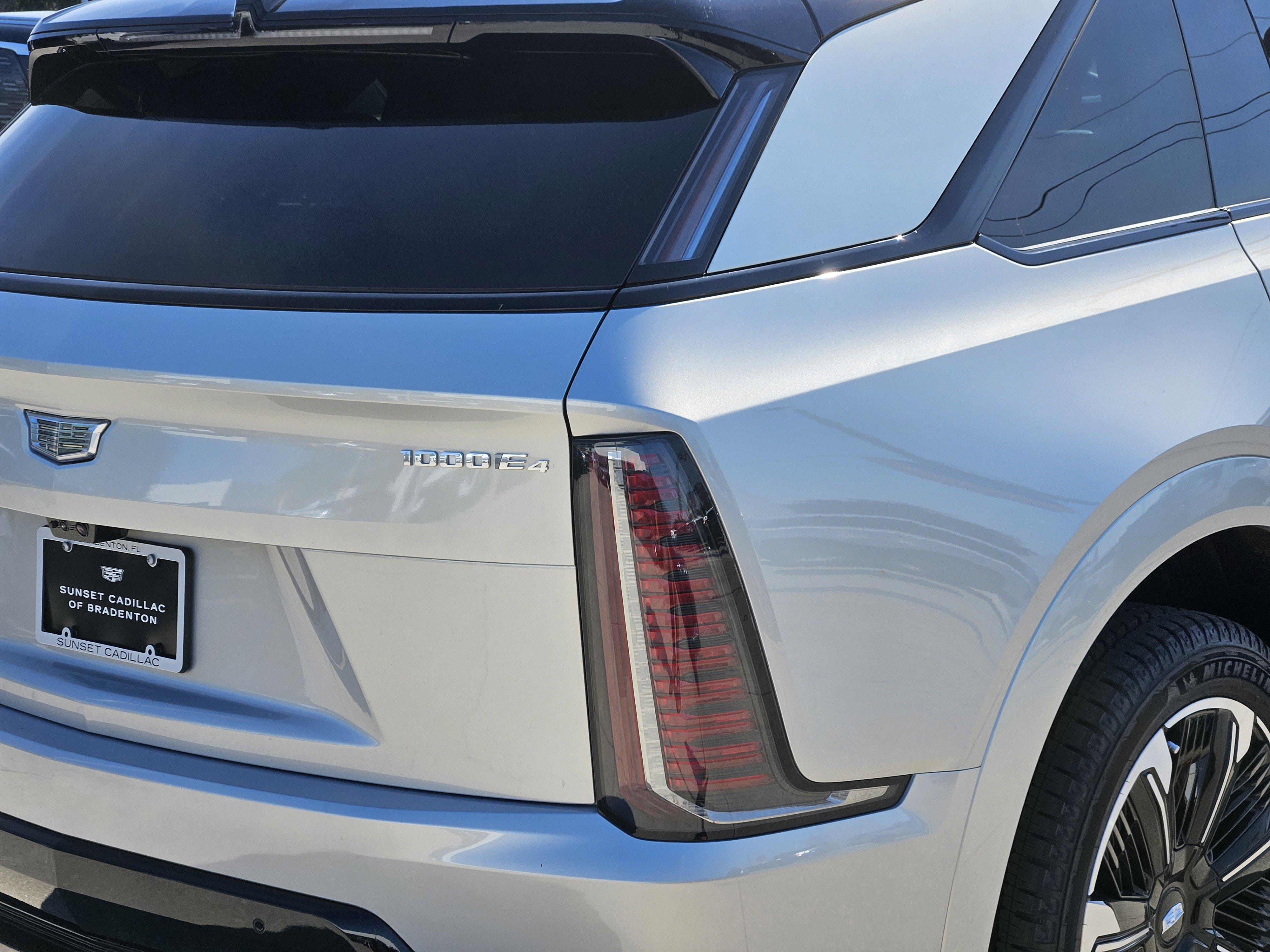 New 2025 Cadillac Escalade IQ Sport 1 w/ Smart Trailering package AWD/4WD image 10