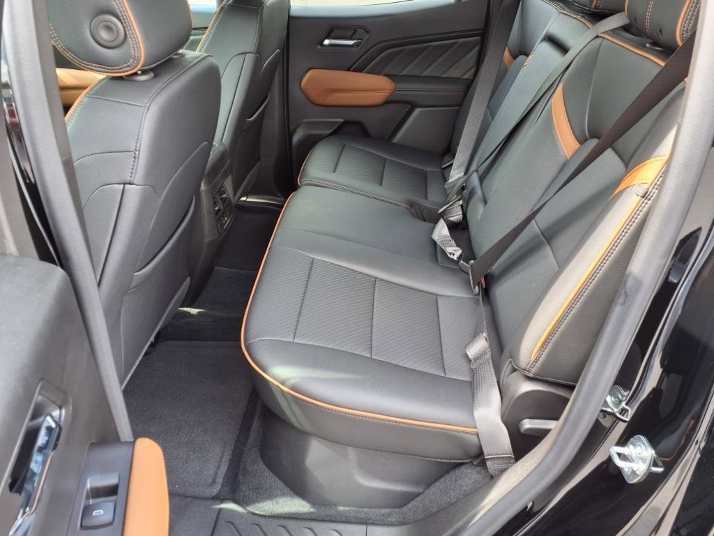 New 2025 GMC Canyon AT4 w/ Nightfall Edition image 5