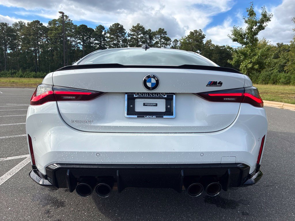 Used 2021 BMW M4 Competition w/ Executive Package RWD image 9